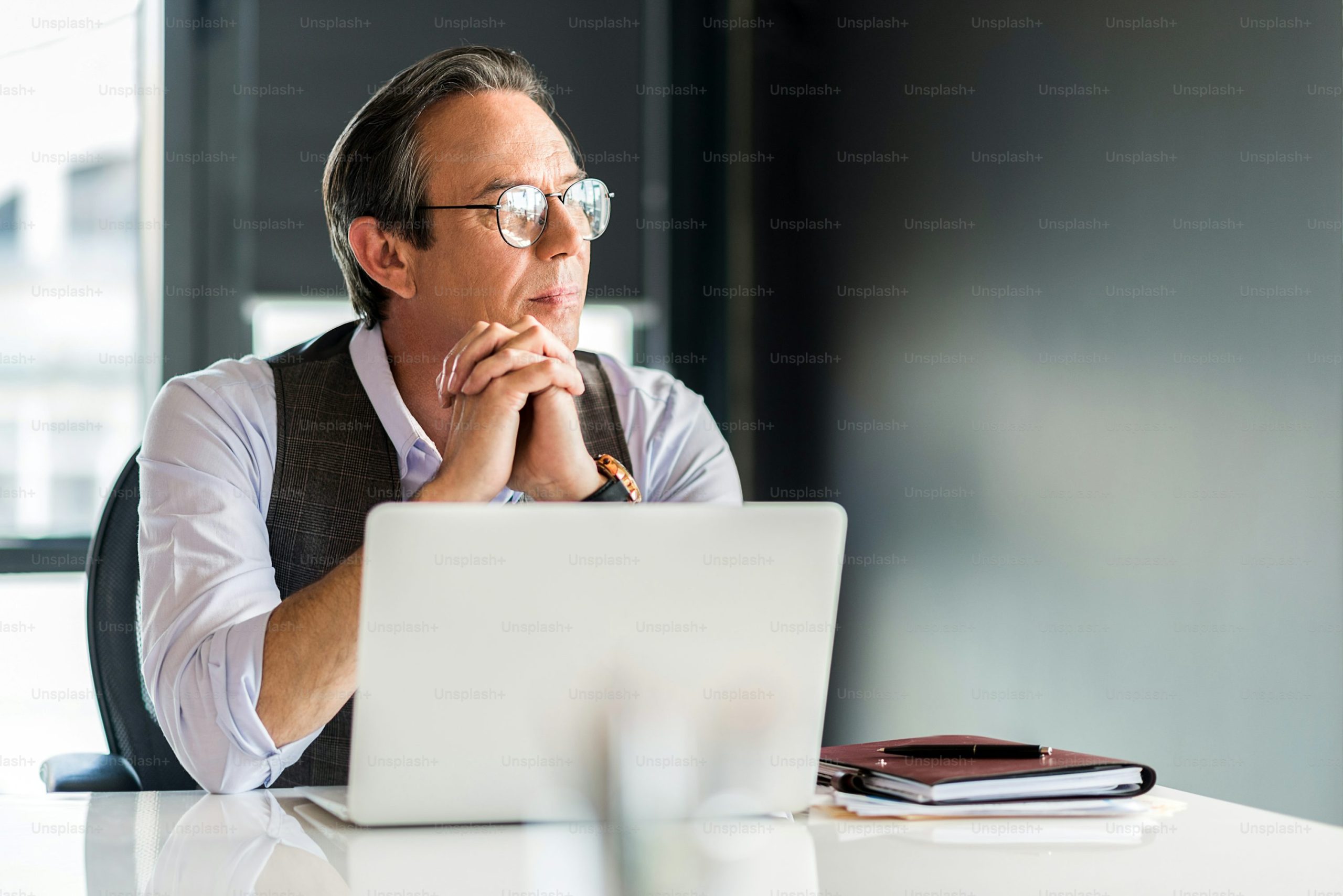 Competitive Intelligence for Startups: Winning from Day One
