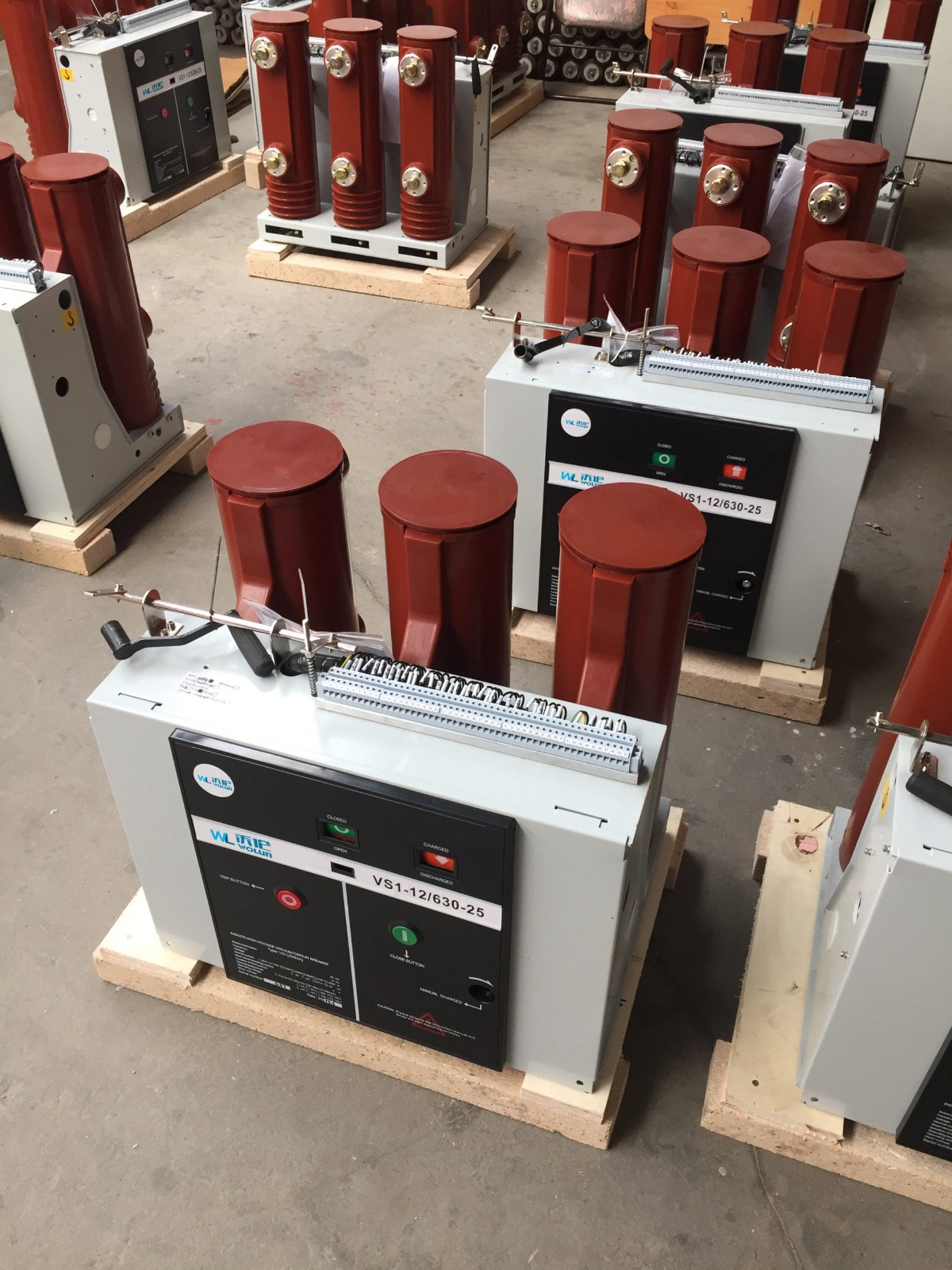 How to Test a Vacuum Circuit Breaker for Reliability